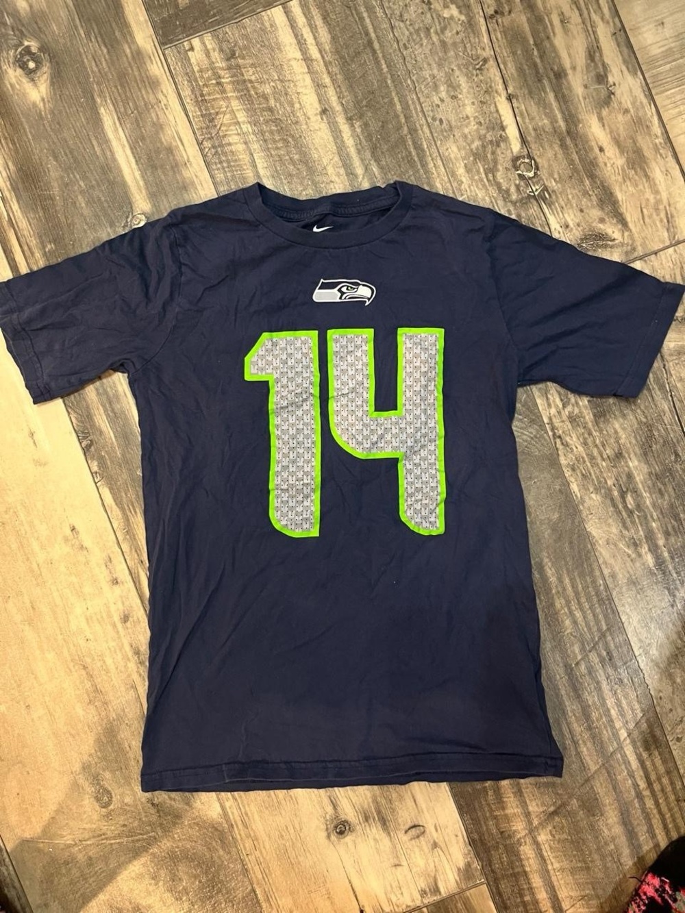 Nike Seattle Seahawks Dk Metcalf #14 NFL Graphic Shirt